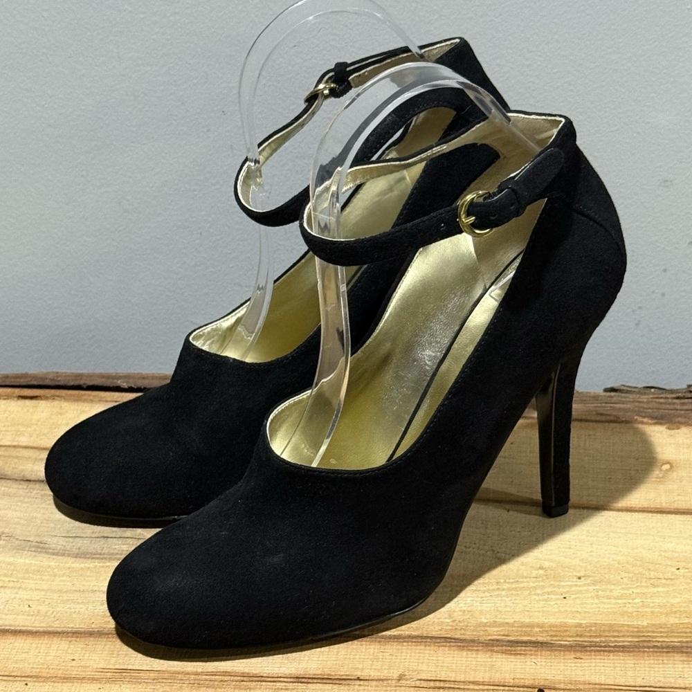 Nine West Black Leather Mallica Heel 8.5M B100